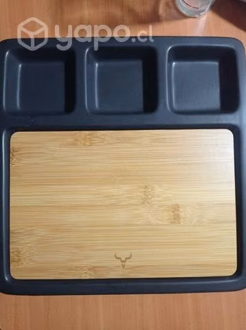 Bandeja de cerámica con 4 selecciones para picar