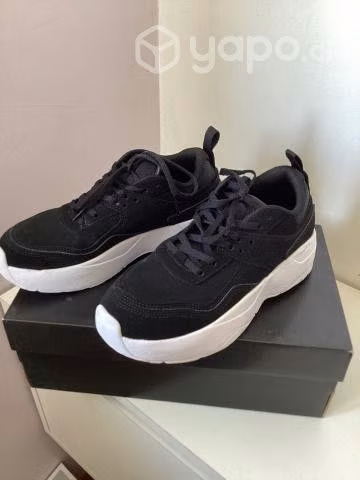 Zapatillas DC negras con blanco - Imagen 2