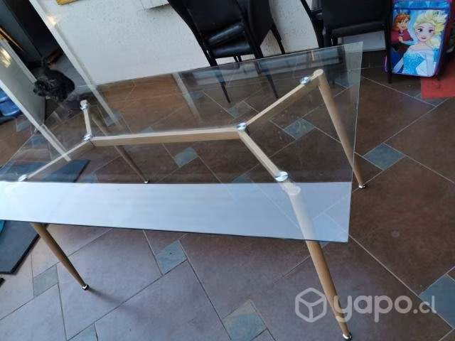 Mesa vidrio transparente