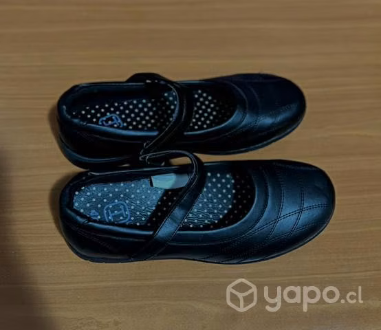 Zapato de colegio