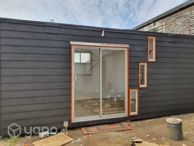 Tiny house