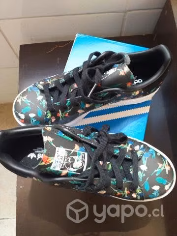 Zapatillas ADIDAS nva 36 STAN SMITH