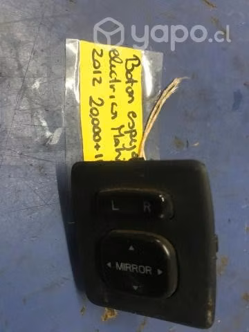 Boton espejos eléctricos Mahindra Pick up