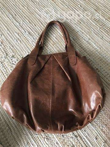 Bella cartera de cuero Pollini - Imagen 4