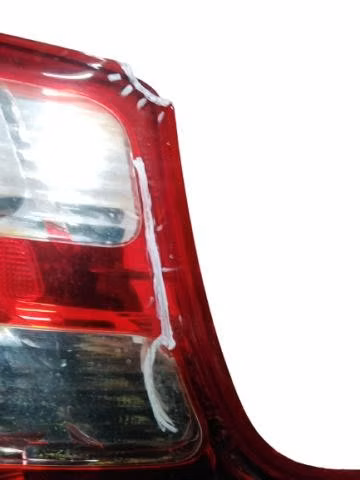 Foco izquierdo mitsubishi l200 año 2016/2019
