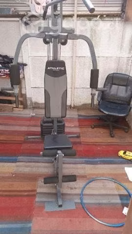 Maquina de ejercicios multiuso