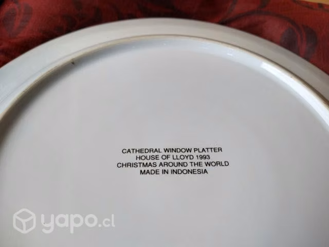 Antiguo y gran plato de loza ,diseño , indonesia
