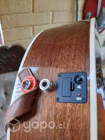 Guitarra electroacústica Ibanez AE245 NT