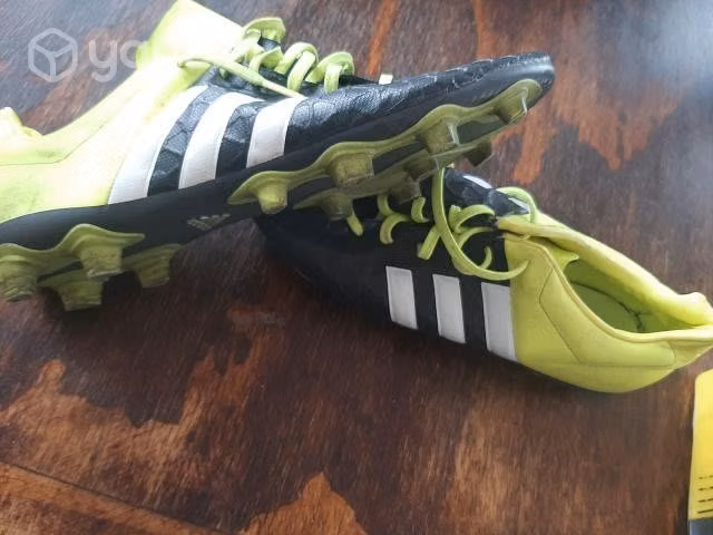 Zapatos de Futbol