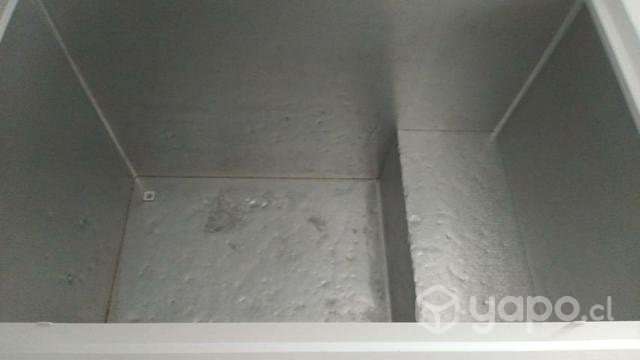 Congelador muy poco utilizado - Imagen 3