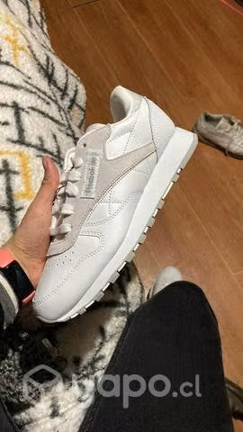 Reebok leather 37
