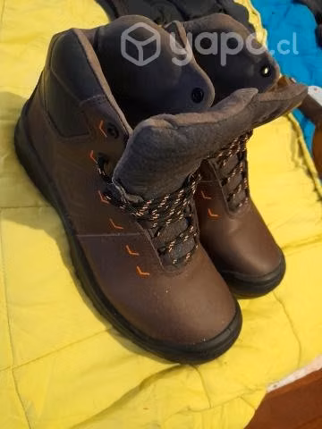 Botas De Seguridad BATA Sky