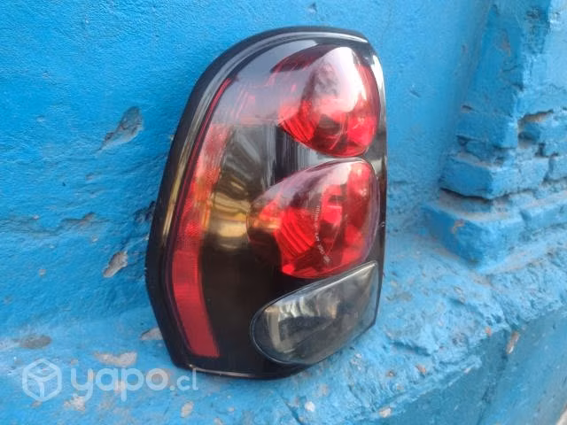 Foco trasero izquierdo chevrolet traiblazer - Imagen 8
