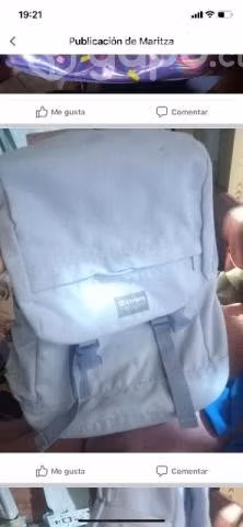 Mochila extreme en buen estado sin detalles