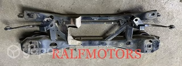 Cuna trasera para Mazda 3 sedan año 2010
