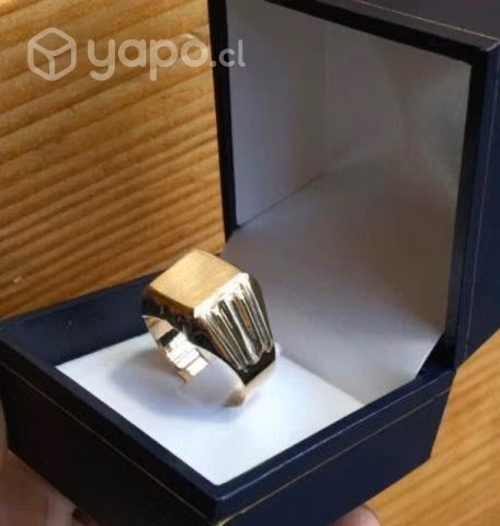 Anillos
