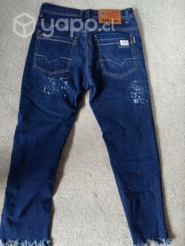 Jeans Capri desgastados/talla 40