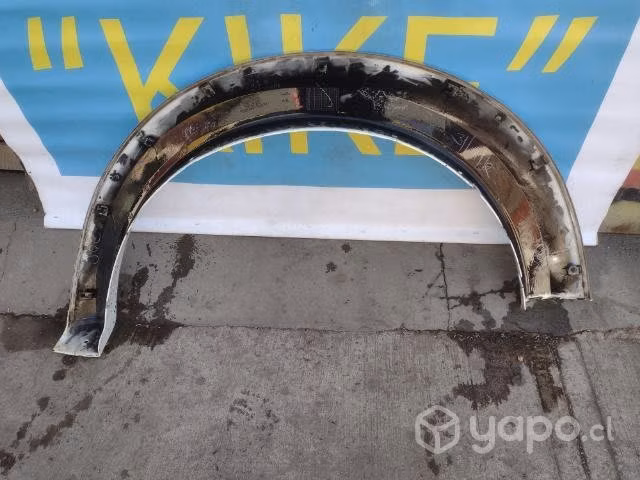Moldura trasera der Mitsubishi l