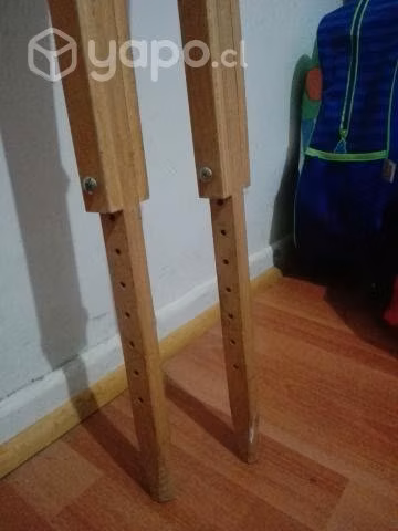 Muletas de madera