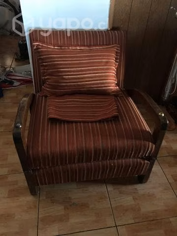 Antiguo sofá cama