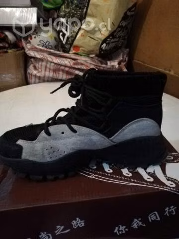 Zapatillas tubulares talla 35