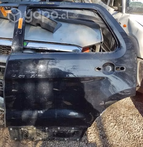 Puerta Trasera Izquierda (FE2101) Ford Explorer