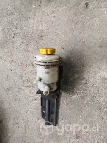 Deposito liquido hidráulico Mahindra xuv 500