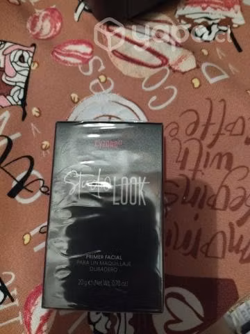 Pequeño lote de productos de belleza todo sellados