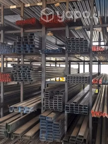 Materiales de construccion /acero roma