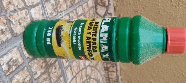 Antorcha y aceite