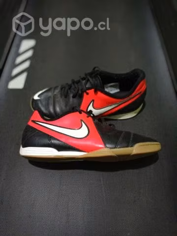 Nike CTR