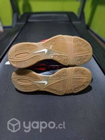 Nike CTR