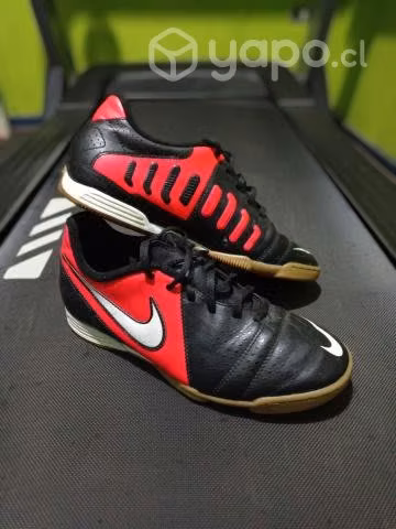 Nike CTR