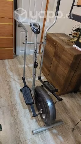 Elíptica en buen estado.