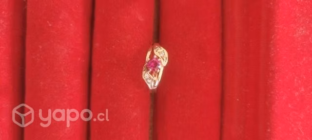 Anillo de oro
