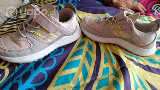 zapatitos de niñitas tdo en buen estado