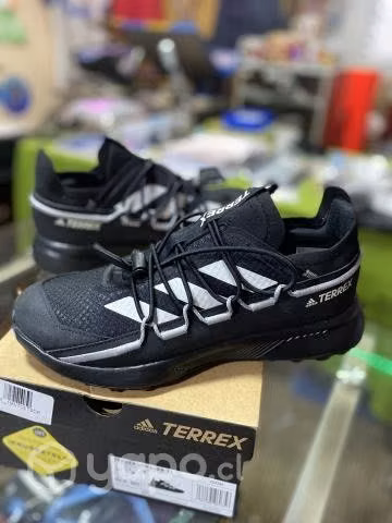 Zapatillas Adidas Voyager 21