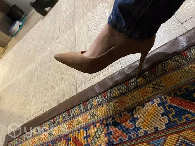 Zapato reina taco aguja