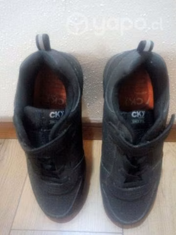 Zapatillas negras CKY - Imagen 3