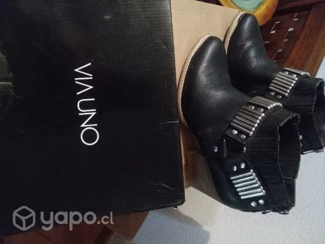Botines 38 impecables ..lindos de cuero - Imagen 2