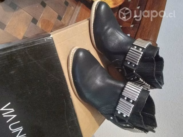 Botines 38 impecables ..lindos de cuero - Imagen 3
