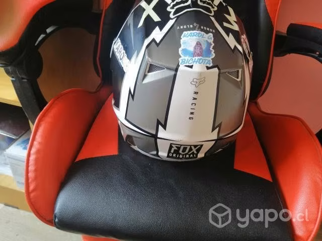 Casco de moto Fox talla s poco uso