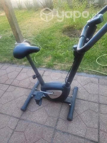 Bicleta estatica para hacer ejercicio