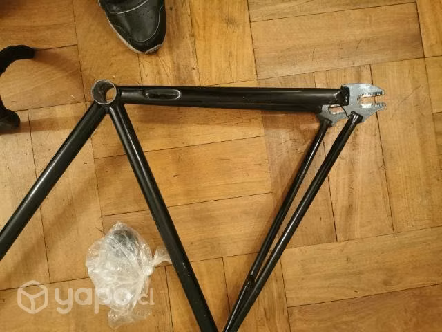 Solo frame set disponible