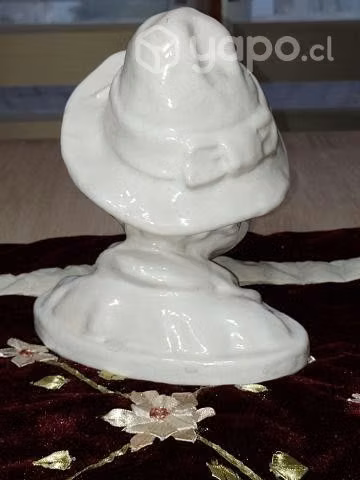 Busto de Pedro cerámica Lota