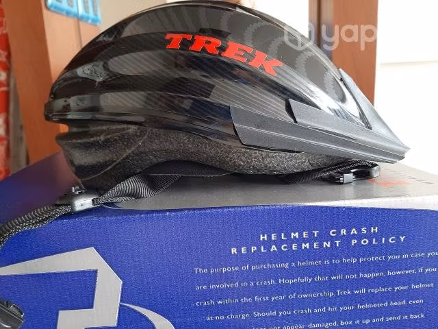 Bicicleta TREK y casco - Imagen 3