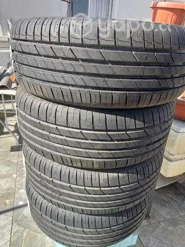Neumático 205/55R16