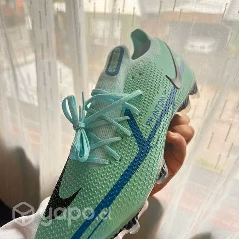Nike phantom Elite