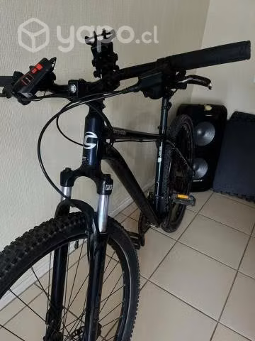 Bicicleta cannondale trail 7