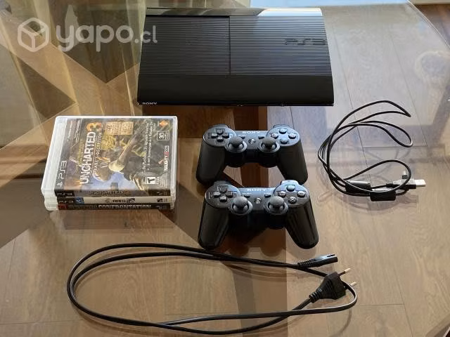 Playstation 3 Super Slim 250gb (+3Juegos+2Ctroles)